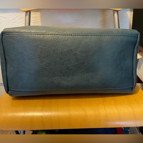 espe Blue Vegan Leather Satchel w/crossbody Strap - Picture 4 of 6